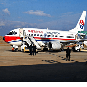 玉龙航空托运航空快运业稳步发展的原因是什么？